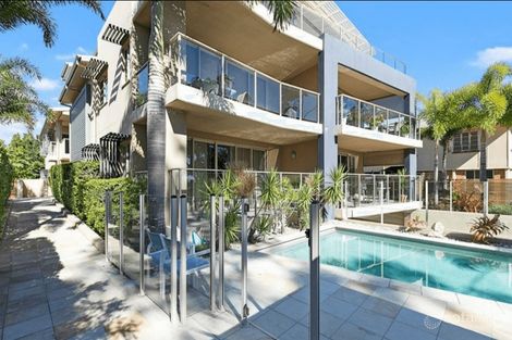 Property photo of 103/328 Esplanade Scarness QLD 4655