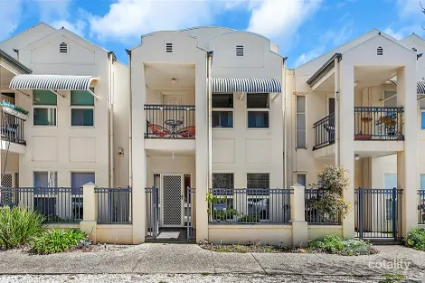 12 YATES ST, MAWSON LAKES, SA 5095
