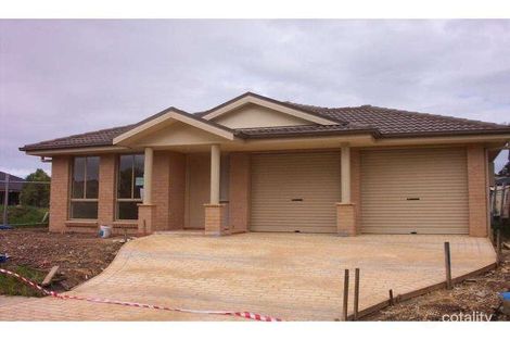 4 Tooloom Cl, Woongarrah, NSW 2259