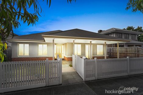 Property photo of 21 Walhalla Drive Eynesbury VIC 3338