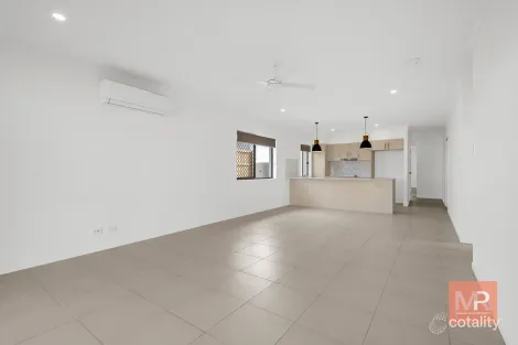 Property photo of 21 Monarch Street Flagstone QLD 4280