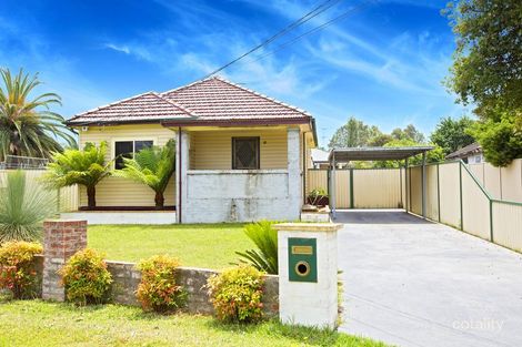 Property photo of 18 Endeavour Road Georges Hall NSW 2198
