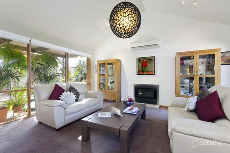 Property photo of 2 Tama Court Grovedale VIC 3216