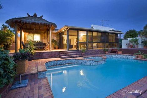 Property photo of 4 Buena Vista Court Broadbeach Waters QLD 4218