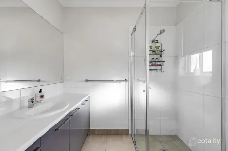 Property photo of 9 Henrys Run Drive Mildura VIC 3500
