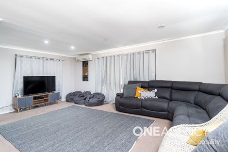 Property photo of 1 Telopea Crescent Lake Albert NSW 2650