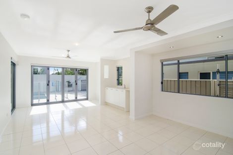 Property photo of 2/197 Golden Four Drive Bilinga QLD 4225