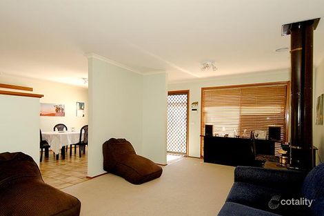 Property photo of 15 Cathcart Close Chisholm ACT 2905