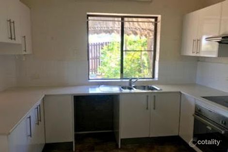 Property photo of 2/39 Hillsdon Road Taringa QLD 4068