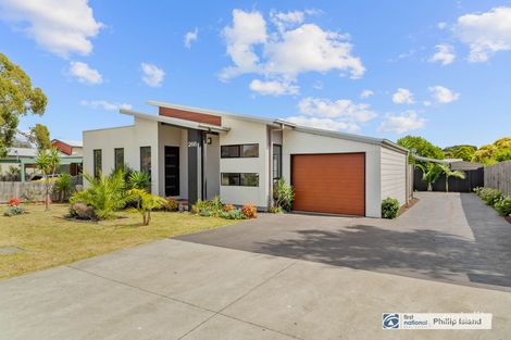 Property photo of 1/266 Settlement Road Cowes VIC 3922