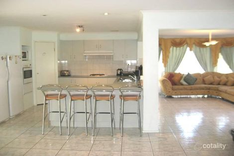 Property photo of 21 Croker Place Green Valley NSW 2168