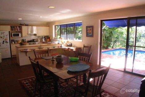 Property photo of 2 Ballard Place Fig Tree Pocket QLD 4069