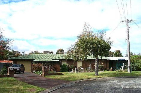 11 Jennings Ct, Langford, WA 6147