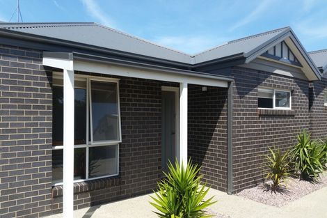 2/4 Hewitt St, Colac, VIC 3250