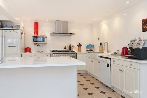 Property photo of 19 Kanburra Street Rye VIC 3941