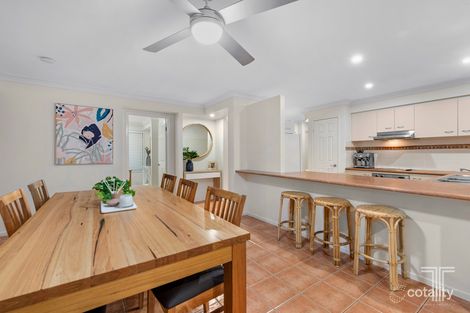 Property photo of 27 Gretna Street Mansfield QLD 4122