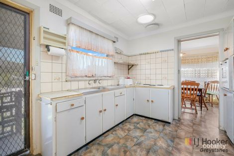 13 Hopman St, Greystanes, NSW 2145