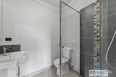 Property photo of 10 Wilton Street Cranbourne West VIC 3977