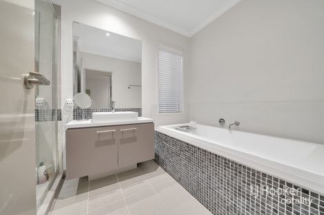 Property photo of 13 Reflections Boulevard Tarneit VIC 3029