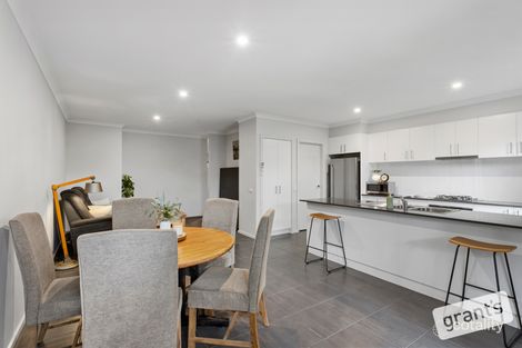 Property photo of 17 Sanctuary Drive Carrum Downs VIC 3201