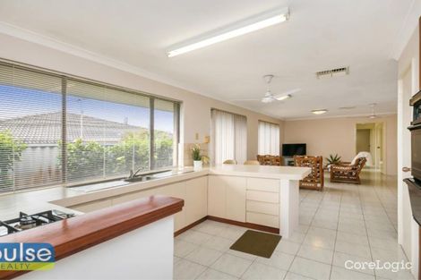 Property photo of 8 Crossland Way Kardinya WA 6163