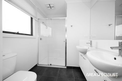 Property photo of 17 Portrait Place Clyde North VIC 3978