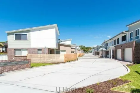 10/31 Helen St, Mount Hutton, NSW 2290