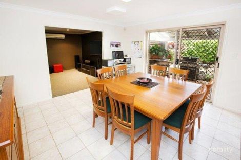 Property photo of 2 Aquarius Place Bridgeman Downs QLD 4035