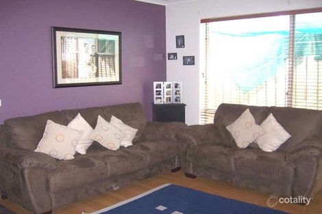 Property photo of 3 Crouch Court Roxburgh Park VIC 3064