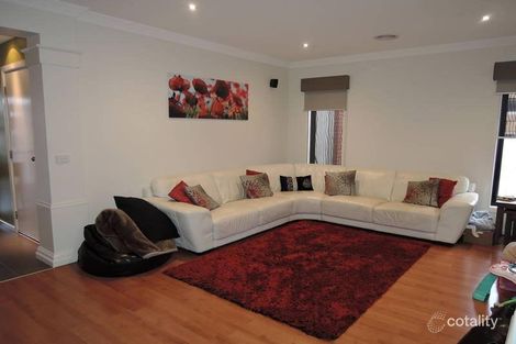 Property photo of 11 Amsterdam Avenue Tarneit VIC 3029