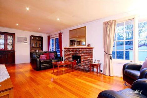 Property photo of 10 Hillboro Court Watsonia VIC 3087