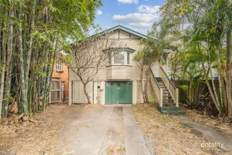 Property photo of 376 Enoggera Road Alderley QLD 4051