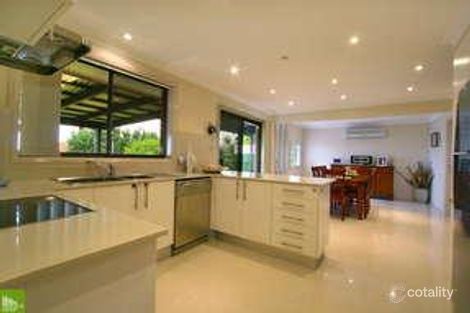 40 Plumwood Cres, Cordeaux Heights, NSW 2526