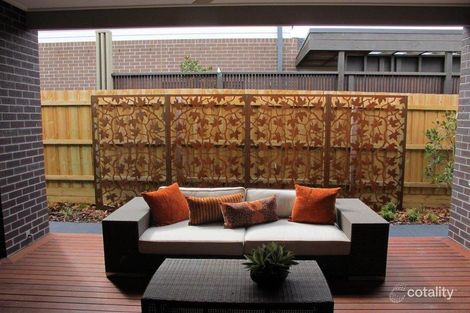 Property photo of 26 Peppermint Grove Taylors Hill VIC 3037