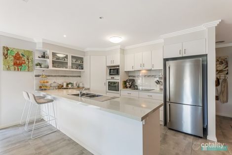 Property photo of 17 Jerribong Way Kangaroo Flat VIC 3555