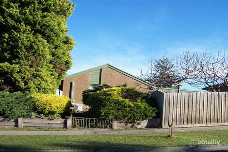 1 Rossiter Ave, Endeavour Hills, VIC 3802
