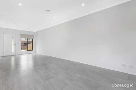 Property photo of 2A Magnolia Grove Doveton VIC 3177