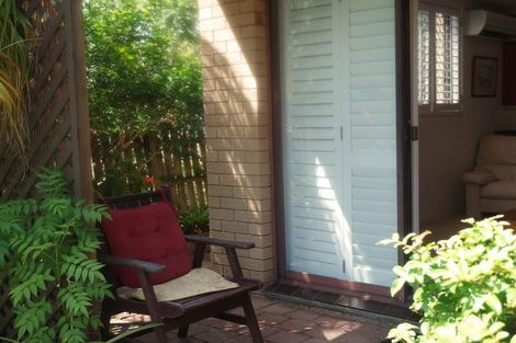 Property photo of 1/4 Christina Court Mermaid Waters QLD 4218