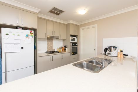 Property photo of 13 Shetland Avenue Dubbo NSW 2830