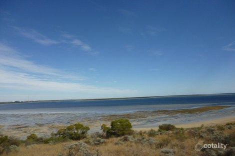 17 Glacier Rd, Weeroona Island, SA 5495