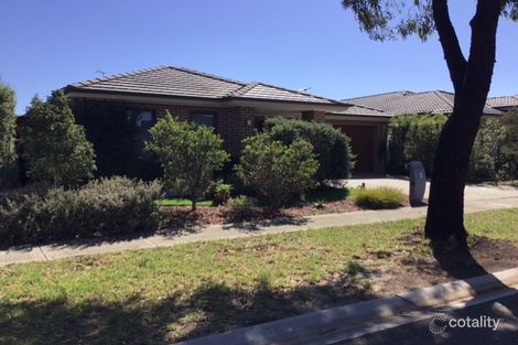 Property photo of 8 Penshurst Avenue Williams Landing VIC 3027