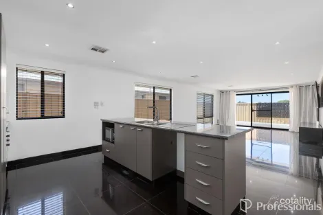 27 Keyham St, Bertram, WA 6167