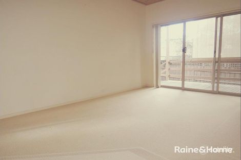 Property photo of 2/36 Stephen Street Gisborne VIC 3437