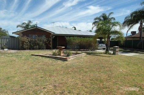 Property photo of 2 Owl Court Gosnells WA 6110