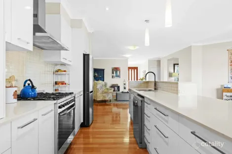 Property photo of 2 Sawyers Court Gowrie Junction QLD 4352