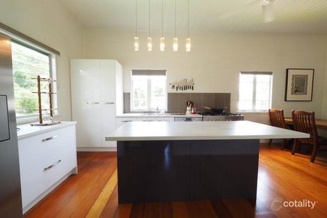 Property photo of 12 Diamond Close Stratford QLD 4870