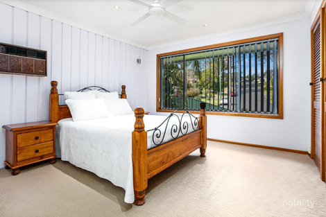 Property photo of 18 McAndrew Crescent Mangerton NSW 2500