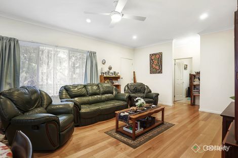 Property photo of 20 Hickory Crescent Frankston North VIC 3200