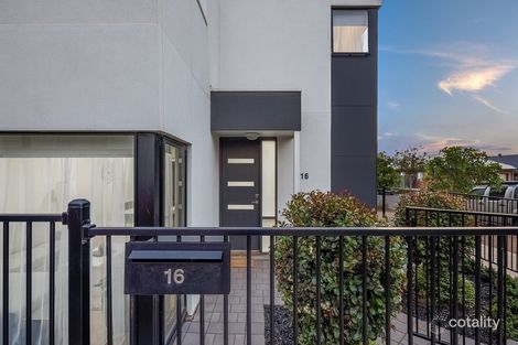 Property photo of 16 Greenview Place Blakeview SA 5114