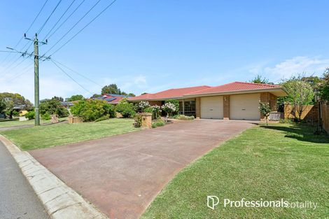 Property photo of 17 Winston Crescent Viveash WA 6056